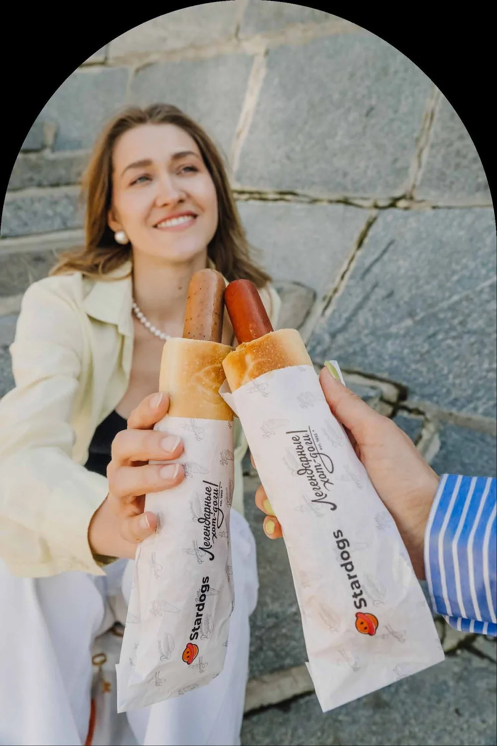 Хот-доги Stardogs в фирменной упаковке